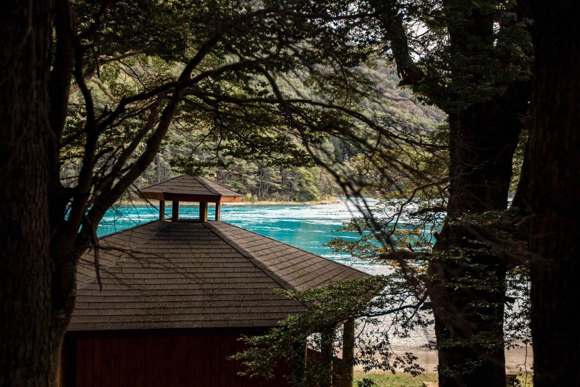 Green Baker Lodge Puerto Bertrand Buitenkant foto
